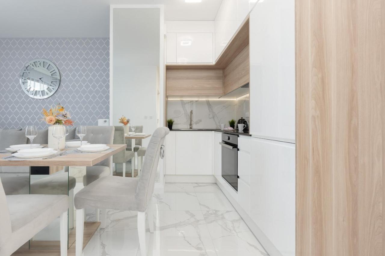 Cosy Apartment On Wola Goleszowska By Noclegi Renters Warschau Buitenkant foto