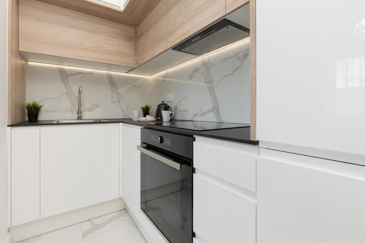 Cosy Apartment On Wola Goleszowska By Noclegi Renters Warschau Buitenkant foto